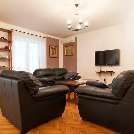 Apartment Big Near The Sea In Rovinj